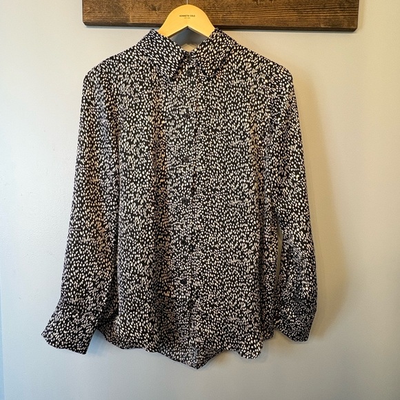 H&M Black and White Button Down Shirt size Small - Picture 5 of 12